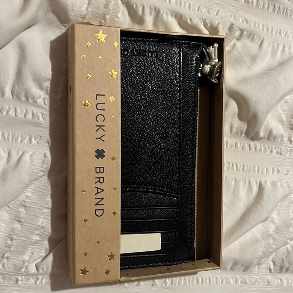 Lucky brand wallet